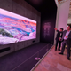 Imagen para el artículo titulado Pantalla sin bordes, sonido en 3D y la voz de Alexa: así son los nuevos televisores QLED de Samsung